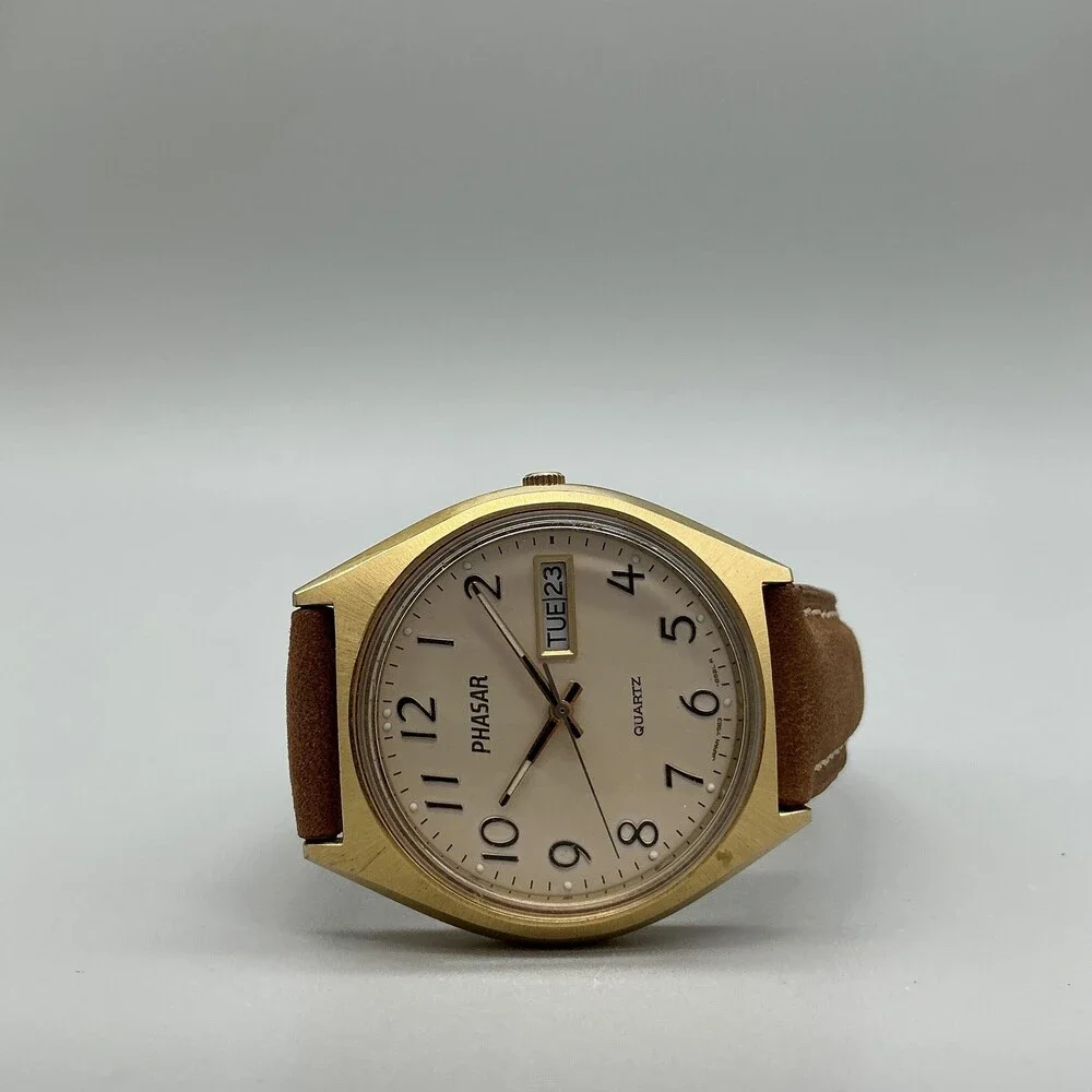 Vintage Phasar Mens Watch 35mm Y563-8430 Gold Tone Day Date New Battery